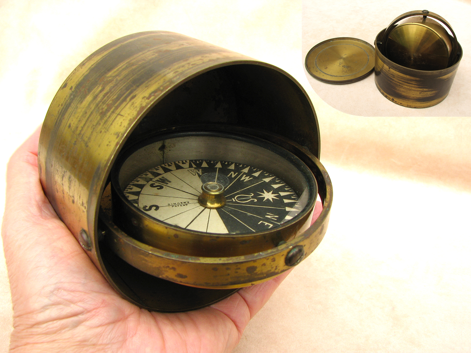 Late 19th century Singer's Patent gimbal mounted Mariners boat compass